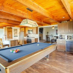 San Diego Retreat ·Jacuzzi + Billiards +Sleeps 12!