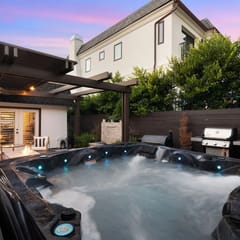 Cozy La Jolla Home with Hot Tub!