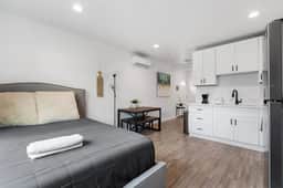 Cozy Central Studio for Monthly Living