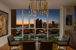 Luxury Ocean-View Penthouse! Petco Park access!