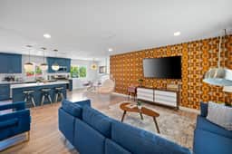 Retro Vibe Stay | Pool, Game Room, Sauna! Sleeps 8