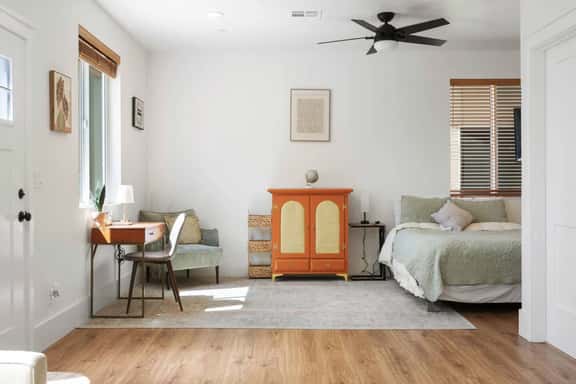 * Private Studio | Cozy Vibes + Relaxing Oasis * - Image 1