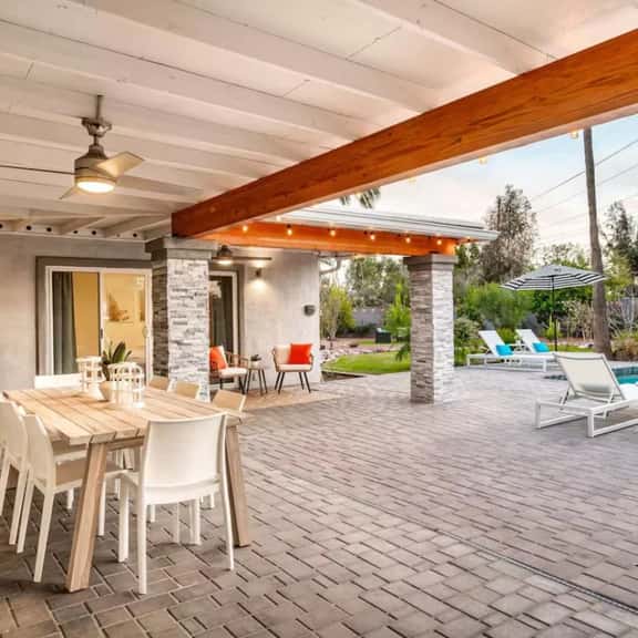 FREE Heated Pool! 5 Bedroom Oasis with Game Room! - Image 1