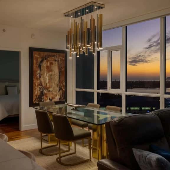 Luxury Ocean-View Penthouse! Petco Park access! - Image 1
