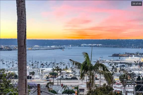 Bay View Penthauz Monthly Rental, 2 parking spots!