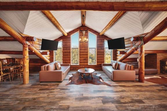 Grand Alpine Estate | Reunions & Special Occasions