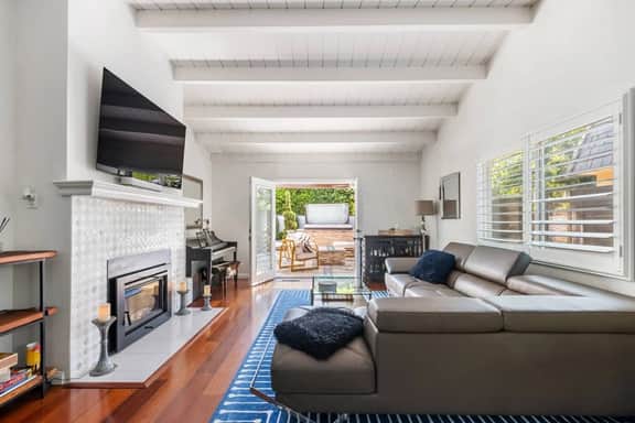 Cozy La Jolla Home with Hot Tub!