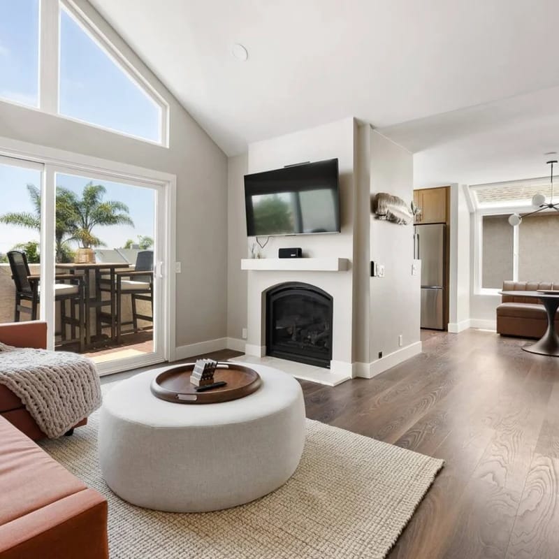 Walk to the beach! Garage parking! NEW Lux Bnb!